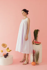 Load image into Gallery viewer, PLEATS FLARE DRESS - LAVENDER
