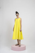 Load image into Gallery viewer, PLEATS FLARE DRESS - YELLOW
