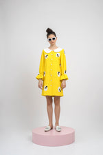 Load image into Gallery viewer, ROUND COLLAR BEE DRESS
