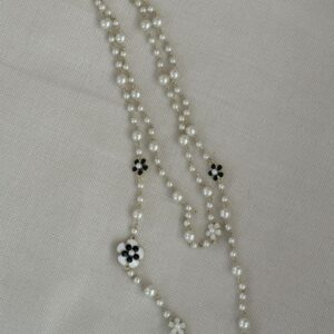 CAMELIA PEARL NECKLACE